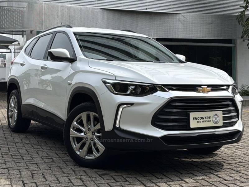 CHEVROLET - TRACKER - 2023/2024 - Branca - R$ 114.900,00