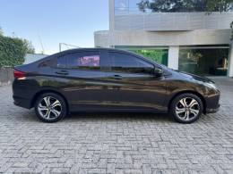 HONDA - CITY - 2014/2015 - Marrom - R$ 62.900,00