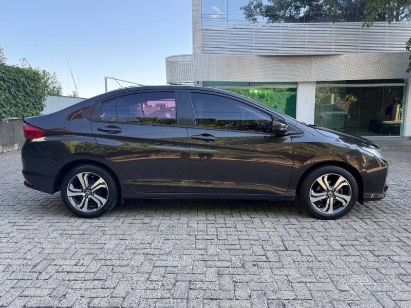 HONDA - CITY - 2014/2015 - Marrom - R$ 62.900,00