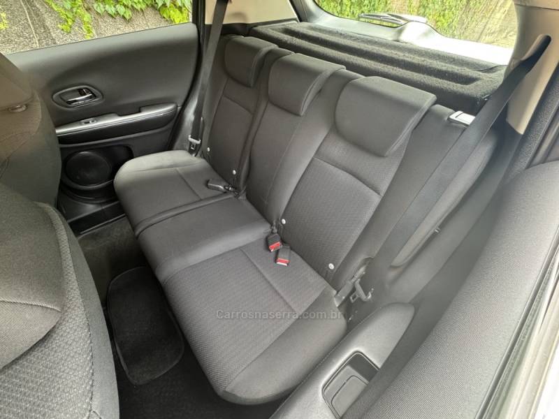 HONDA - HR-V - 2016/2016 - Cinza - R$ 85.900,00
