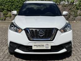NISSAN - KICKS - 2017/2018 - Branca - R$ 83.900,00