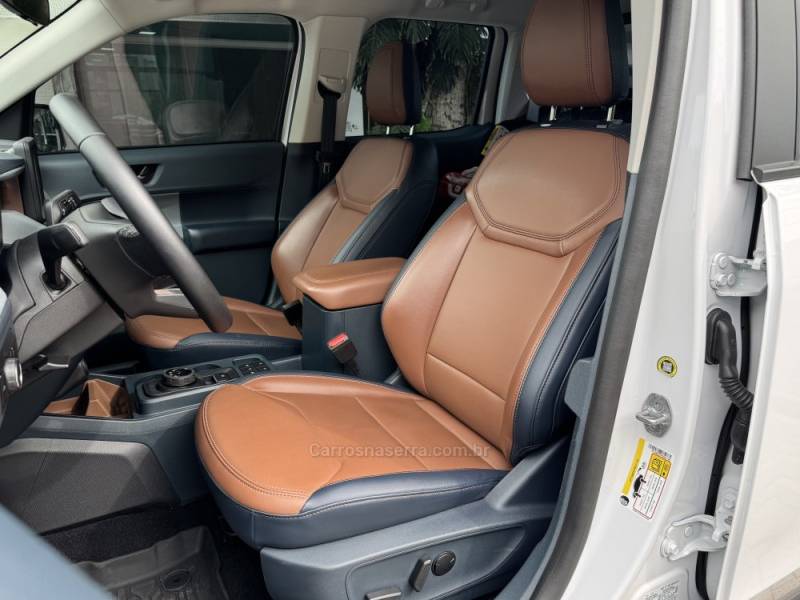 FORD - MAVERICK - 2023/2023 - Branca - R$ 189.900,00