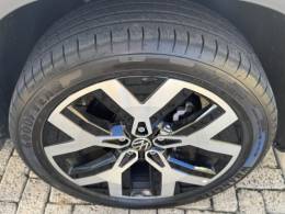 VOLKSWAGEN - TAOS - 2024/2024 - Branca - R$ 185.900,00