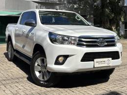 TOYOTA - HILUX - 2018/2018 - Branca - R$ 189.900,00