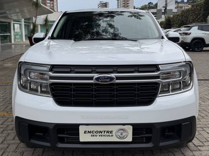 FORD - MAVERICK - 2023/2023 - Branca - R$ 189.900,00