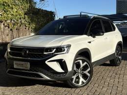 VOLKSWAGEN - TAOS - 2024/2024 - Branca - R$ 185.900,00