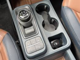 FORD - MAVERICK - 2023/2023 - Branca - R$ 189.900,00