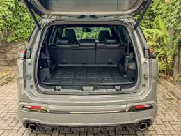 JEEP - COMMANDER - 2024/2025 - Cinza - R$ 243.900,00