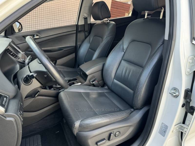 HYUNDAI - TUCSON - 2019/2020 - Branca - R$ 109.900,00