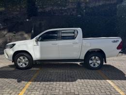TOYOTA - HILUX - 2018/2018 - Branca - R$ 189.900,00