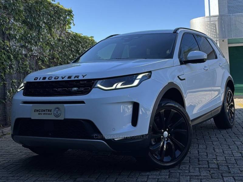 LAND ROVER - DISCOVERY SPORT - 2022/2023 - Branca - R$ 267.000,00