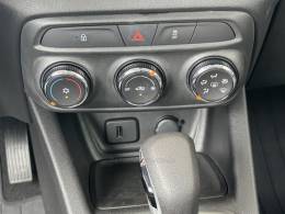 CHEVROLET - TRACKER - 2023/2024 - Branca - R$ 114.900,00