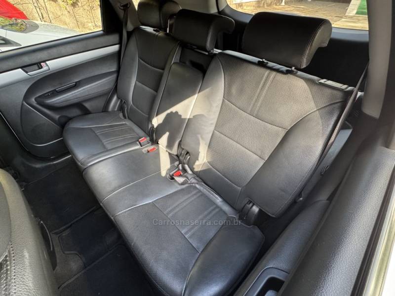 KIA MOTORS - SORENTO - 2014/2015 - Branca - R$ 78.900,00
