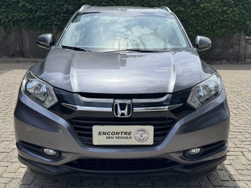 HONDA - HR-V - 2016/2016 - Cinza - R$ 85.900,00
