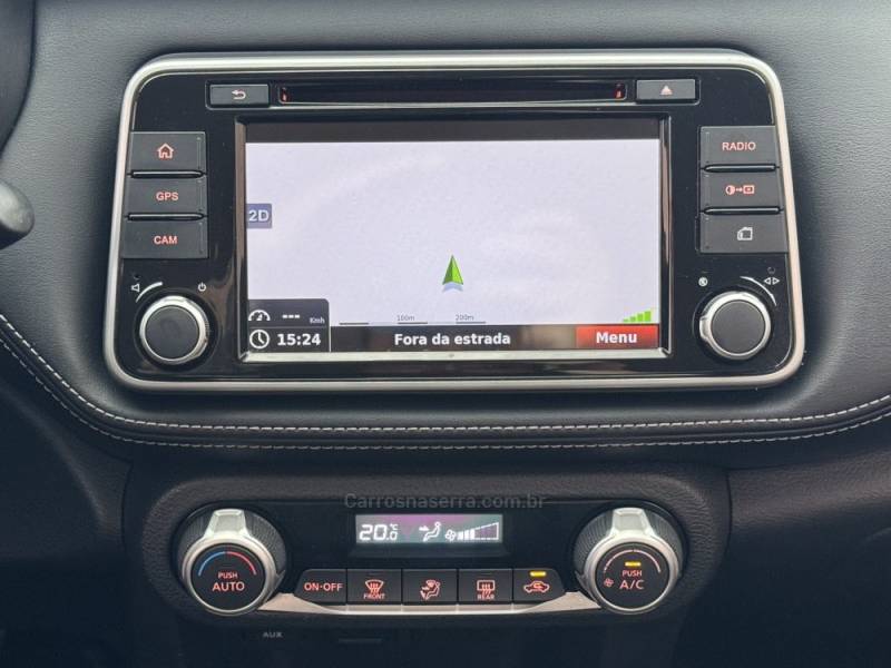 NISSAN - KICKS - 2017/2018 - Branca - R$ 83.900,00