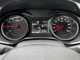 CHEVROLET - ONIX - 2023/2024 - Prata - R$ 85.900,00