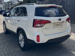 KIA MOTORS - SORENTO - 2014/2015 - Branca - R$ 78.900,00