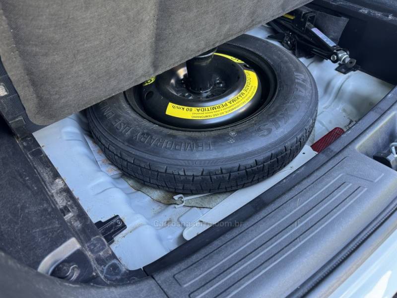 HYUNDAI - IX35 - 2014/2015 - Branca - R$ 73.900,00