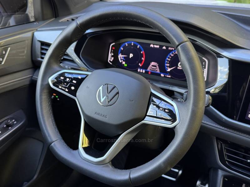 VOLKSWAGEN - TAOS - 2024/2024 - Branca - R$ 185.900,00