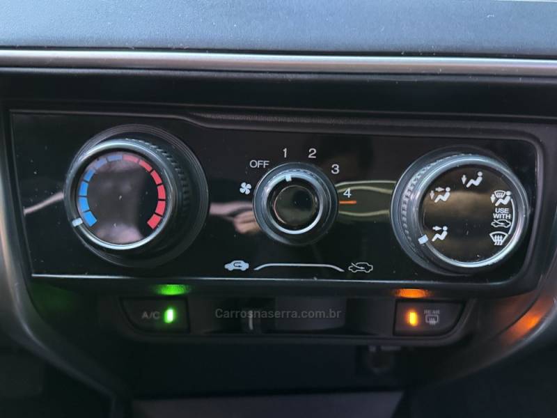 HONDA - CITY - 2014/2015 - Marrom - R$ 62.900,00