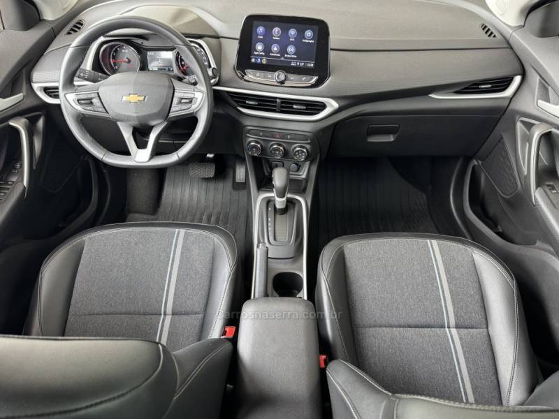 CHEVROLET - TRACKER - 2023/2024 - Branca - R$ 114.900,00