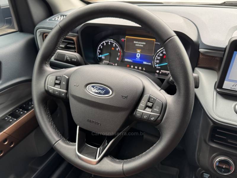FORD - MAVERICK - 2023/2023 - Branca - R$ 189.900,00