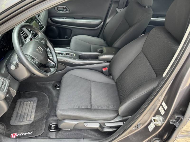 HONDA - HR-V - 2016/2016 - Cinza - R$ 85.900,00