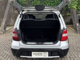 NISSAN - LIVINA - 2010/2011 - Prata - R$ 33.900,00