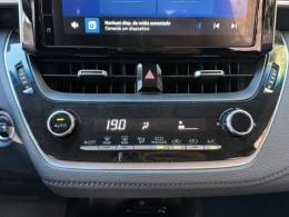 TOYOTA - COROLLA - 2022/2023 - Prata - R$ 135.000,00