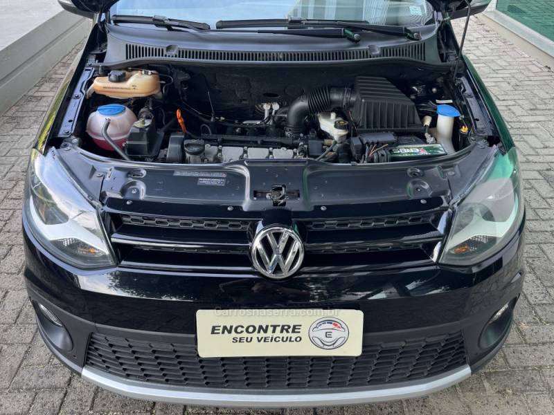 VOLKSWAGEN - SPACE CROSS - 2013/2014 - Preta - R$ 49.900,00